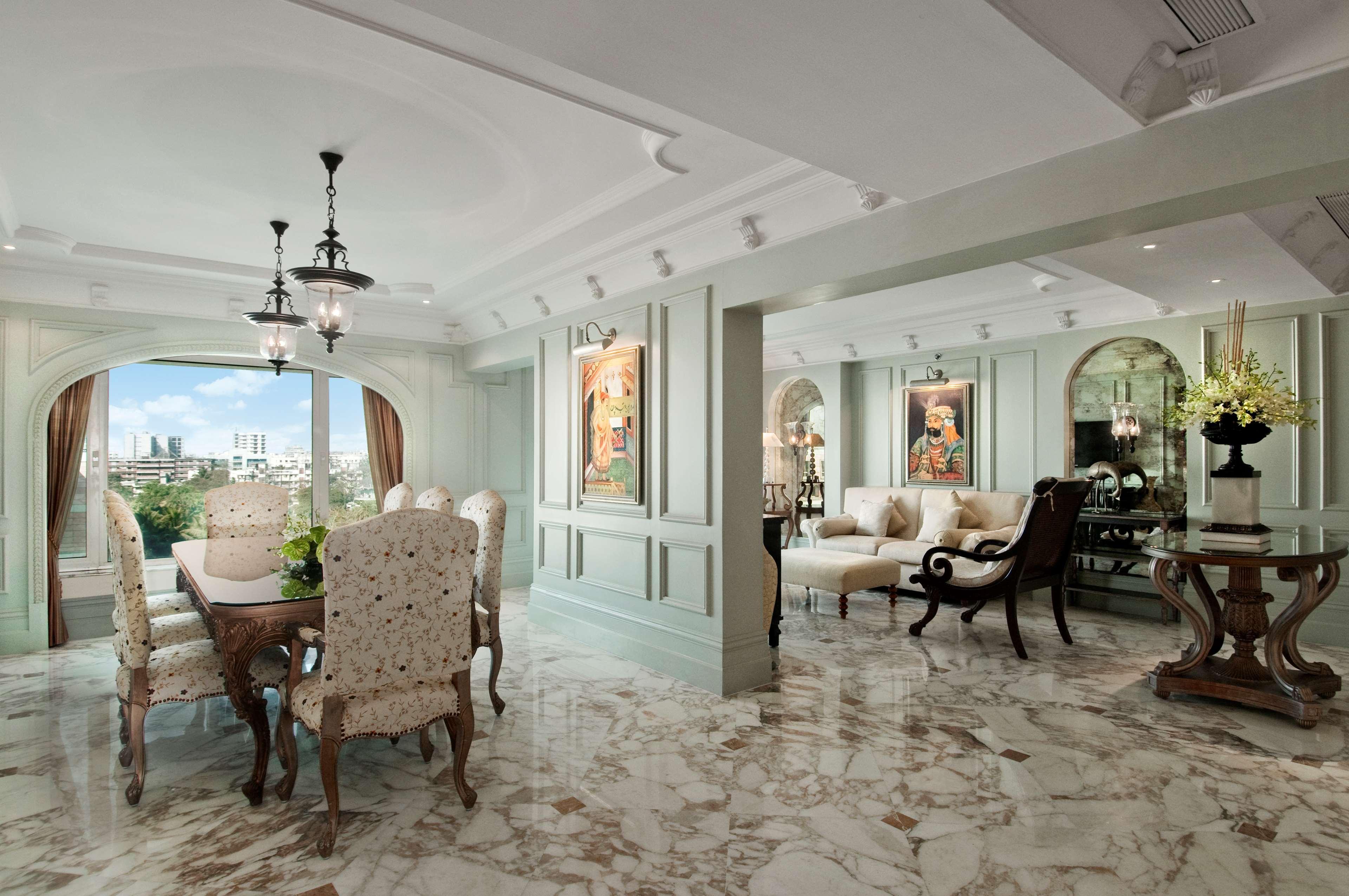 Hilton Mumbai International Airport Hotel Exteriör bild Interior of the penthouse